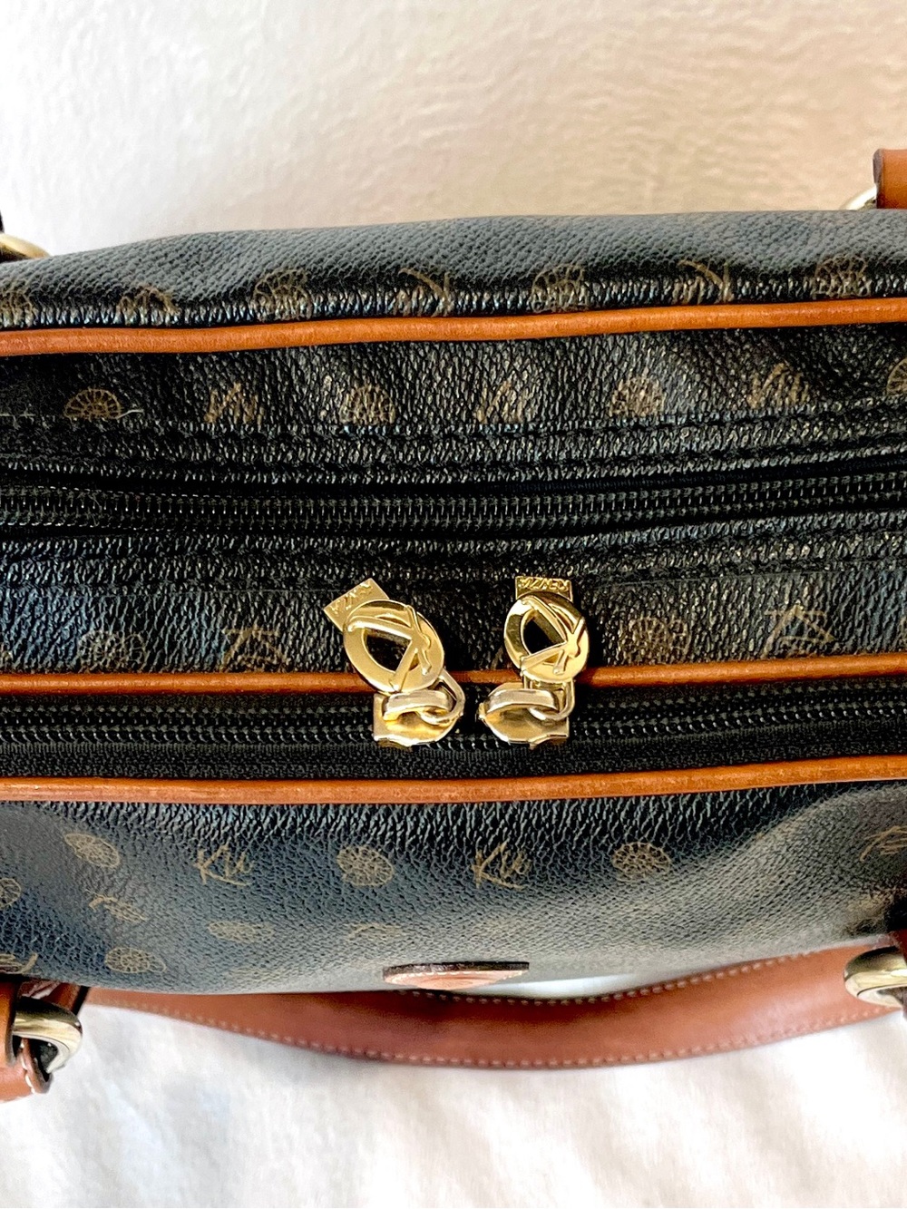 Vintage Kenzia By KU Italy Monogram Briefcase Tote Satchel Bag Black Tan Trim - Picture 4 of 8